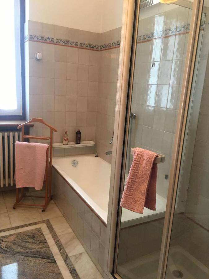 B&B Les Fleurettes Lomazzo Exterior foto